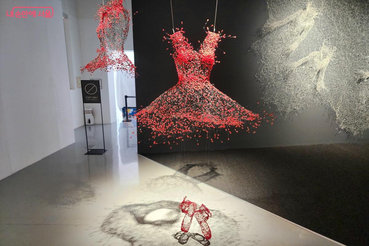 서울공예박물관 금기숙 기증특별전 패션아트 작품 ©김윤화