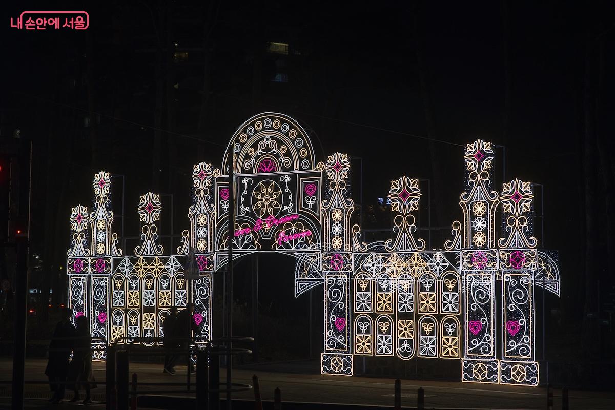 올해도 어김없이 찾아온 서초구 대표 겨울 축제 '루미나리에'를 방문했다