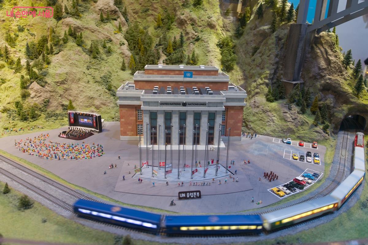 당장이라도 떠나고 싶은 욕구가 들 정도로 전시 퀄리티가 높은 편이다