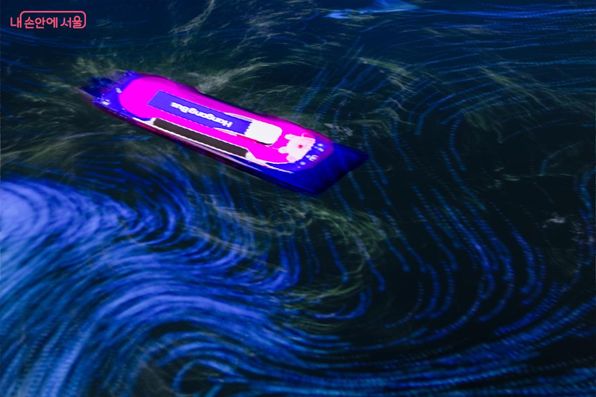 미디어 체험 공간에서 즐기는 인터랙티브 전시ⓒ장신자