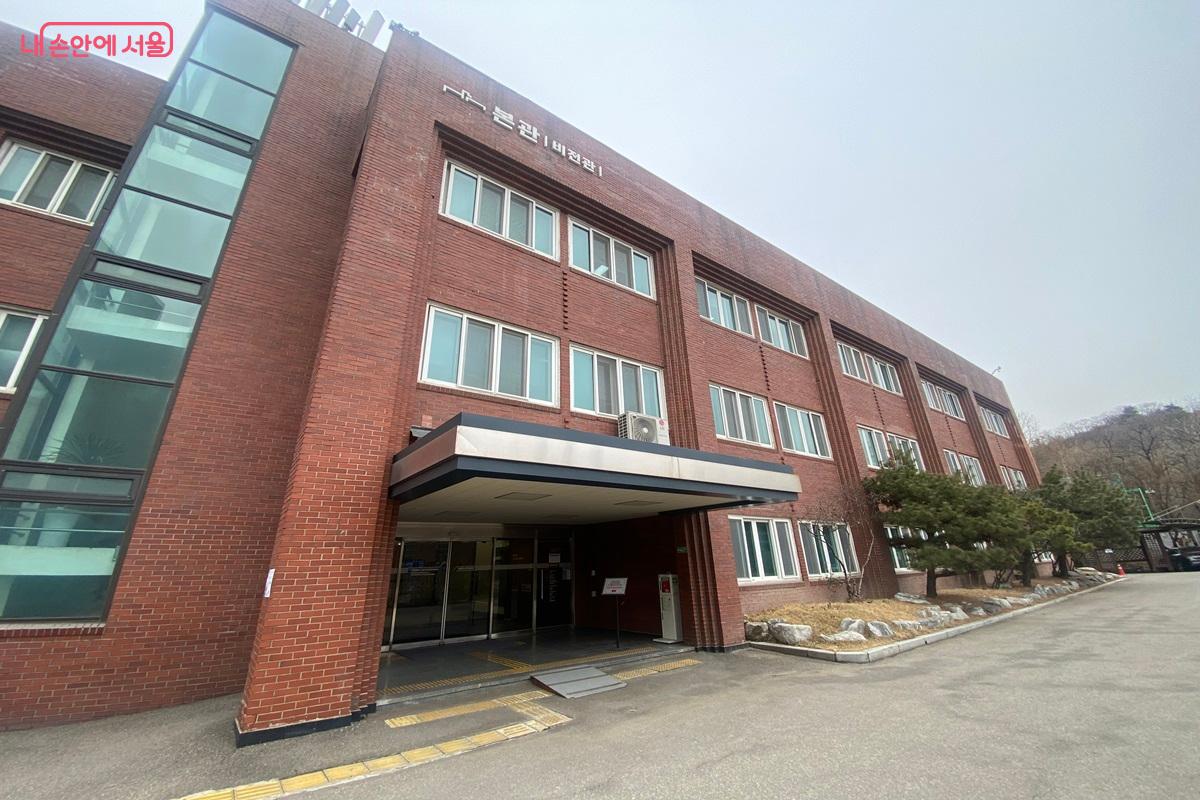 서울시는 경쟁력 있는 실무형 기술 인재를 양성하기 위해 기술교육원을 운영하고 있다. ©이근석