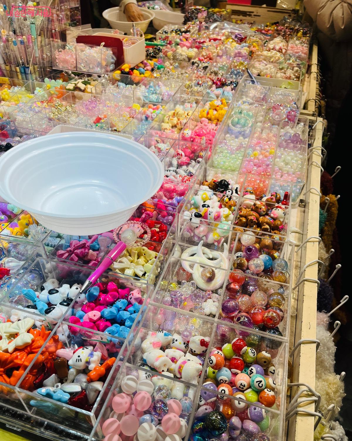 '볼꾸템'은 바구니에 담는다 &copy;김윤화