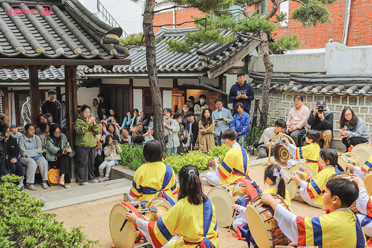 &lsquo;서울 공공한옥&rsquo;에서 올해 전시&middot;공연&middot; 체험 등 다채로운 프로그램이 운영된다. 
