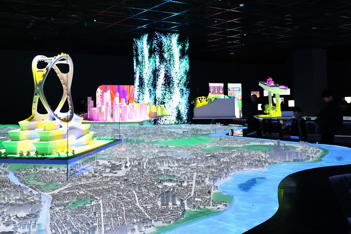 서울이 궁금하다고? 미래와 세계를 잇는 '서울 매력 핫플' 탄생!