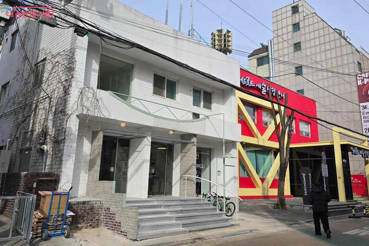 24시간 불을 꺼지지 않는 공간으로 자리매김할 '서교 펀 활력소' ©강사랑