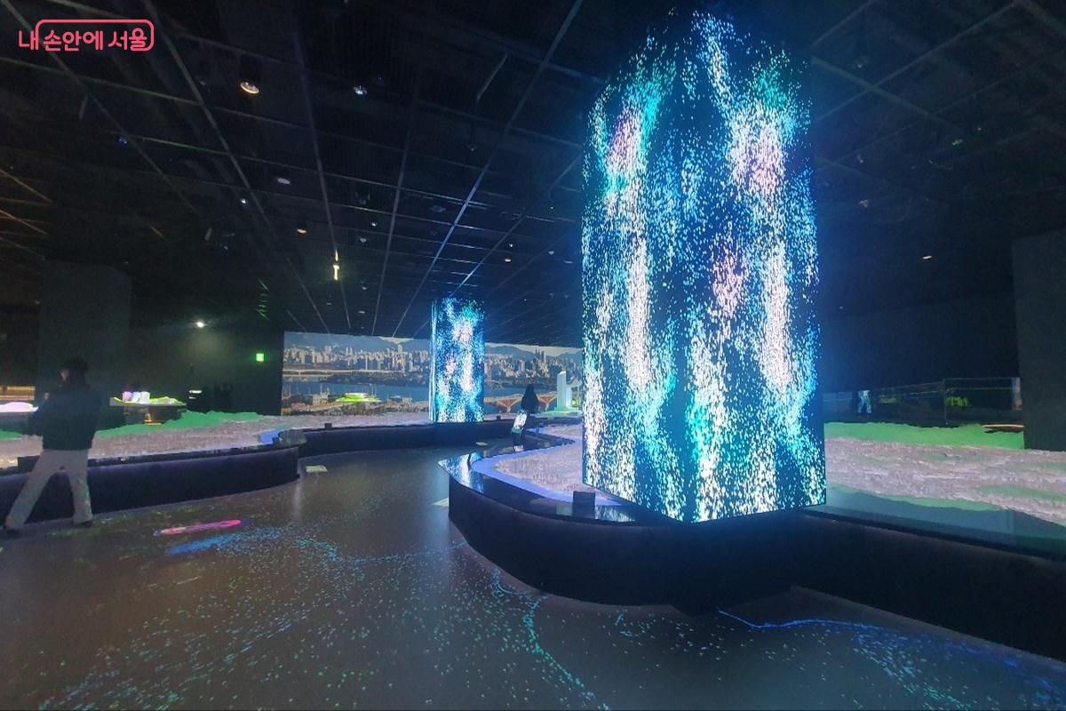 '내친구서울 1관'은 서울의 미래 모습과 핵심 사업을 살폅로 수 있다. ⓒ조한상