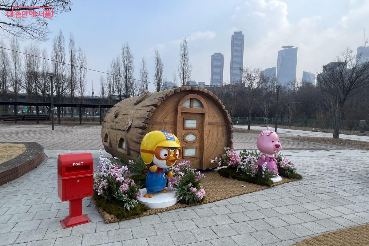 눈놀이 동산에 마련된 포토존