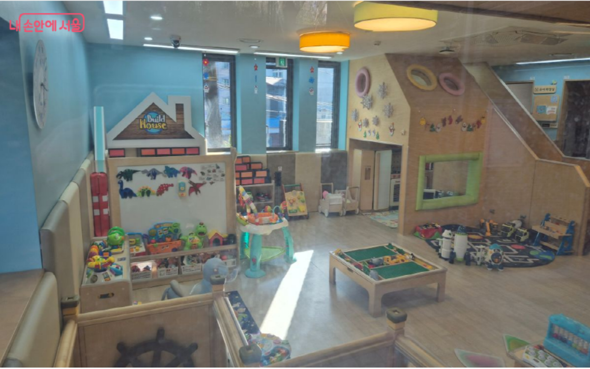 건물 1층이 위치한 공동 육아방 내부 &copy;조현정