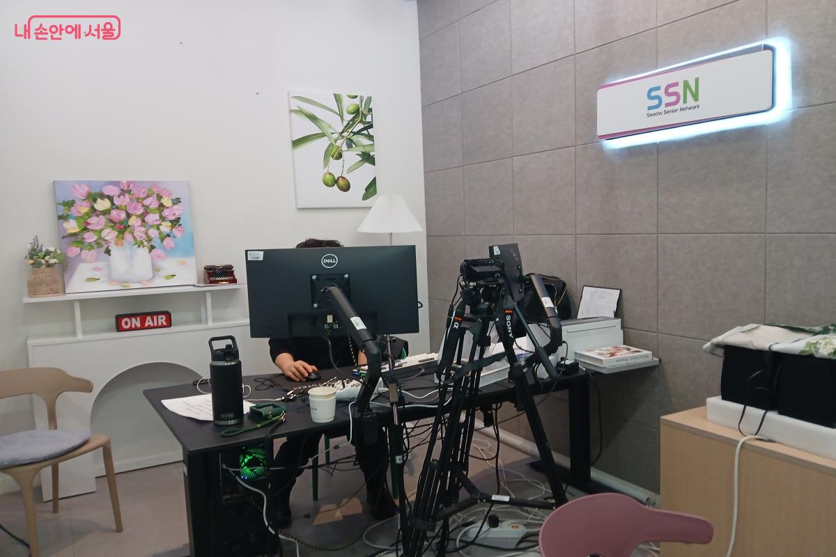 서초 시니어 느티방송국(SSN) 스튜디오 &copy;최은영 