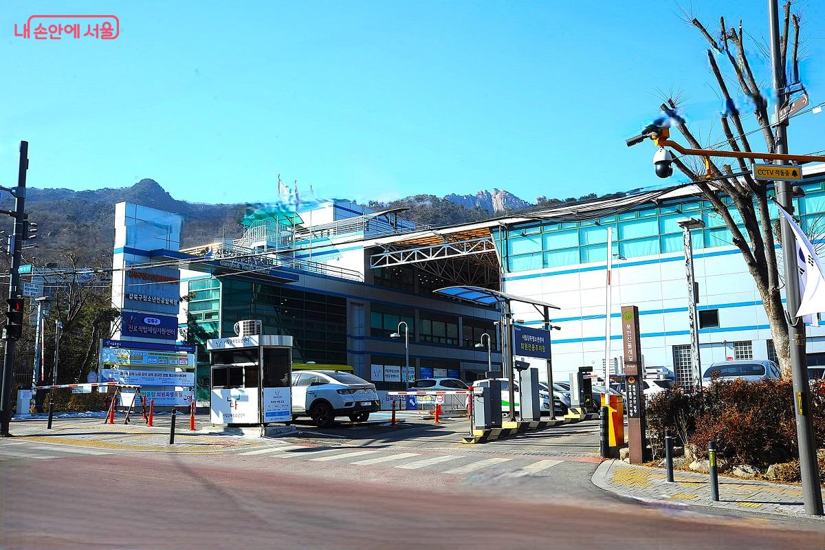 시립강북청소년센터 지하 1층에 &lsquo;모두의 운동장&rsquo; 3호점이 개장했다. &copy;조수봉