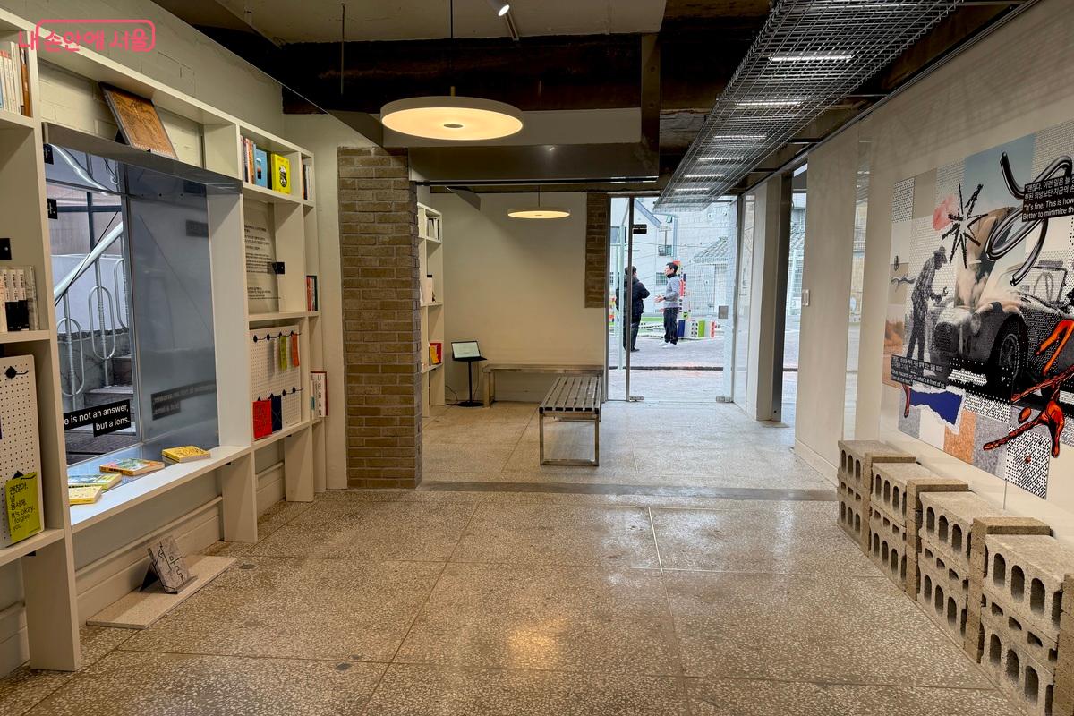 책을 읽고, 쉬고, 문화를 체험하다. &copy;임수영