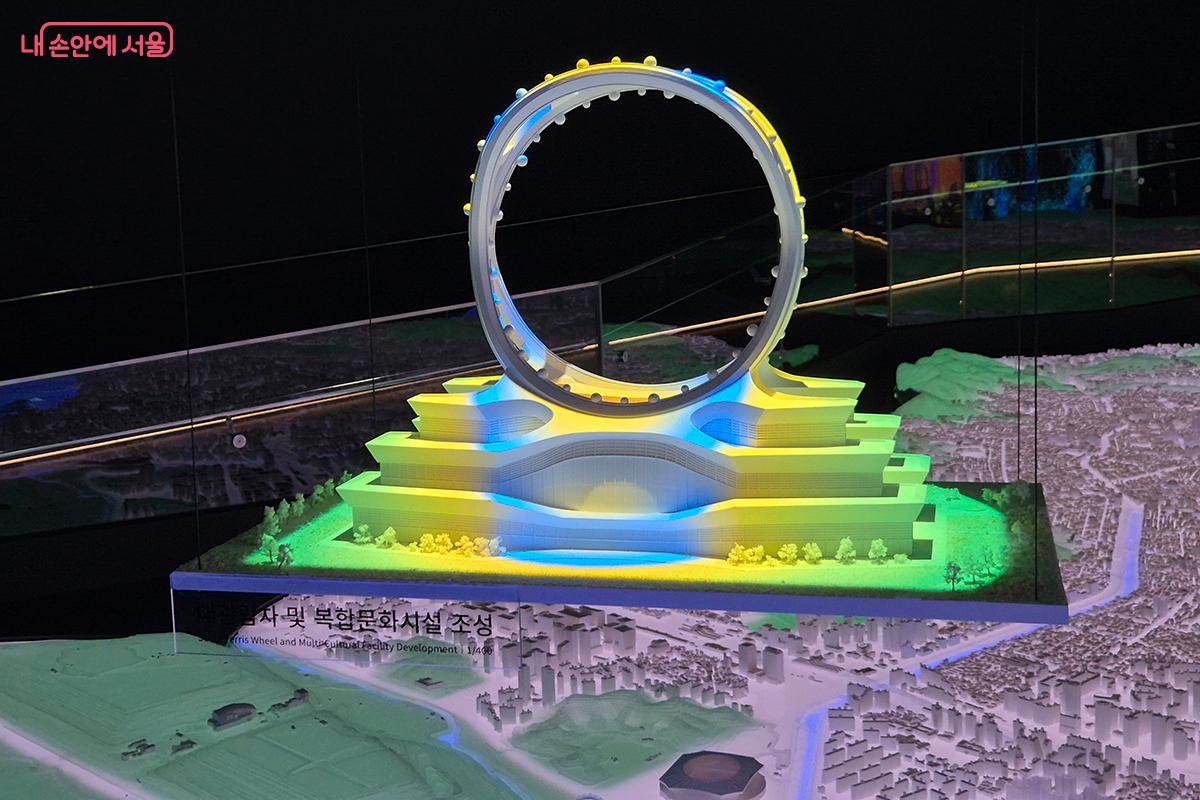 서울시가 건립 예정인 대형 관람차와 주변 편의 시설의 3D 이미지