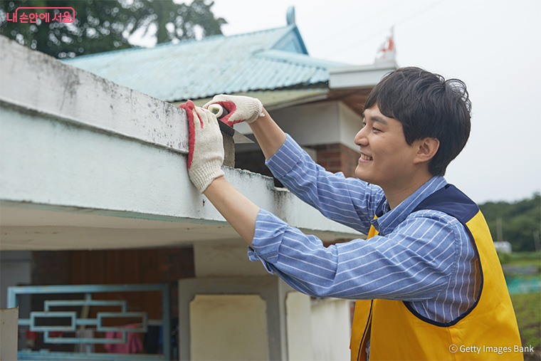 서울시가 &lsquo;희망의 집수리&rsquo; 상반기 신청을 2월 9일부터 3월 6일까지 동주민센터에서 받는다.