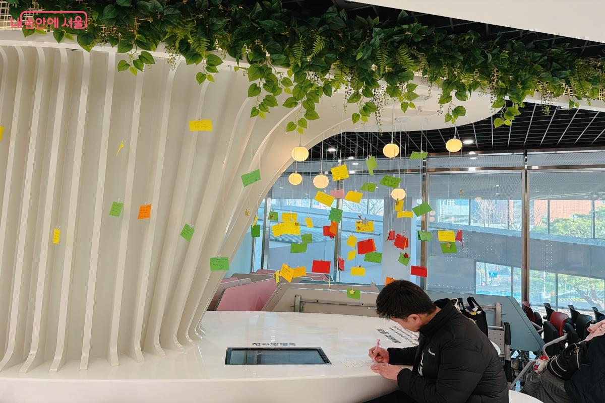 아이들과 어른들이 함께 둘러보기 좋은 국토발전전시관