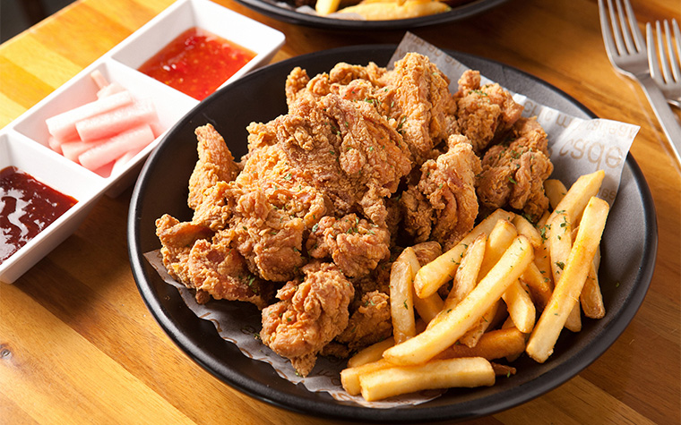 왜 조선 시대에는 치킨을 튀기지 못했을까? 바삭한 맛의 비밀