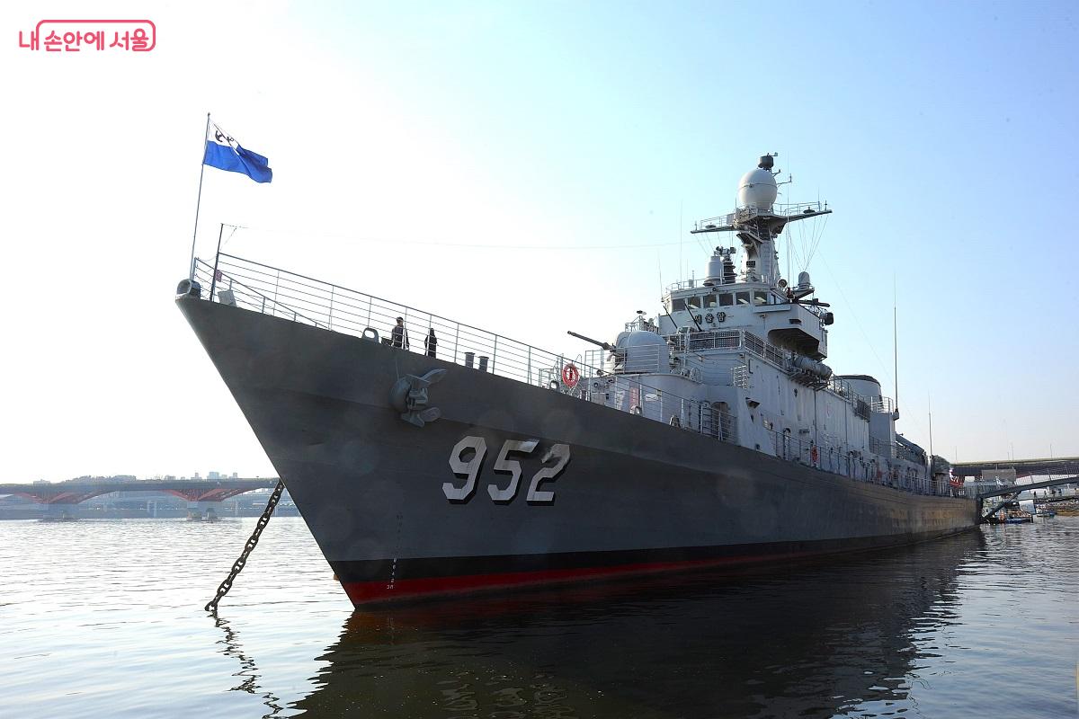 망원선착장은 서울함공원과 인접해 있다. &copy;조수봉