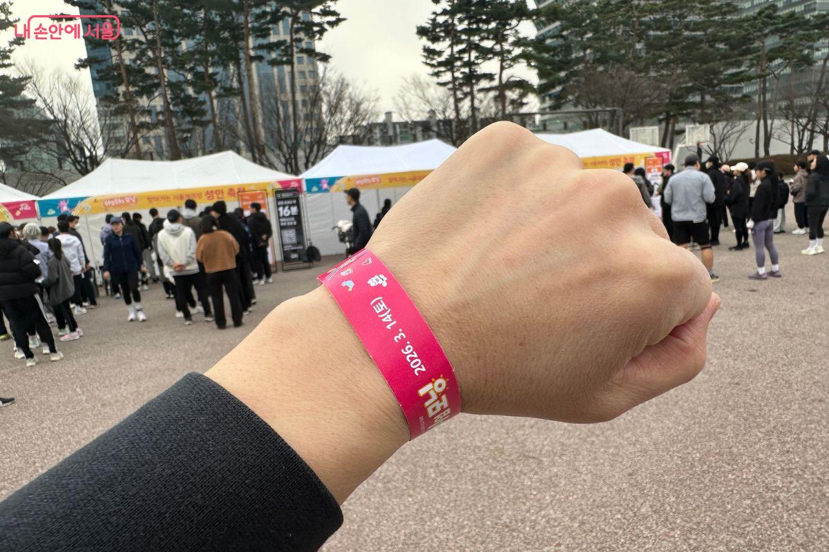 이른 시간에도 많은 시민들이 참여했다. &copy;김재형