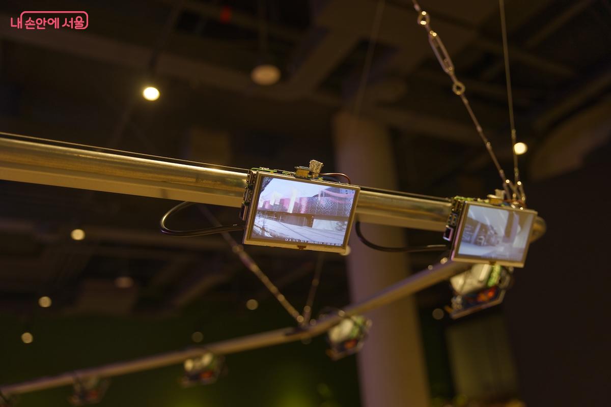 아직 일부 전시 공간이 공사 및 준비중이지만 충분히 볼거리가 많은 서서울미술관