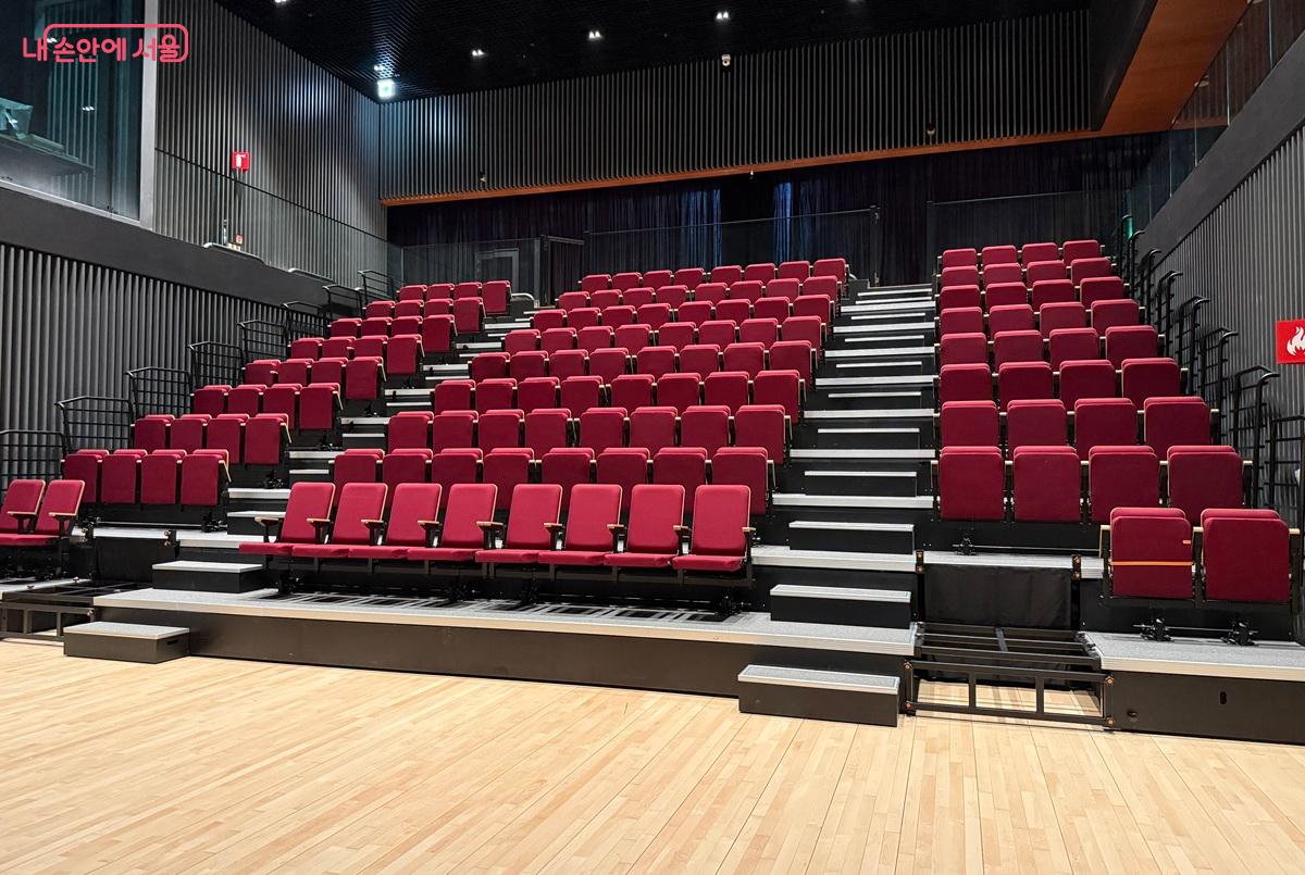 공연장 전경