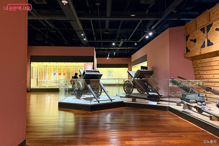 전쟁기념관 내에 전시되어 있는 조선시대 무기들