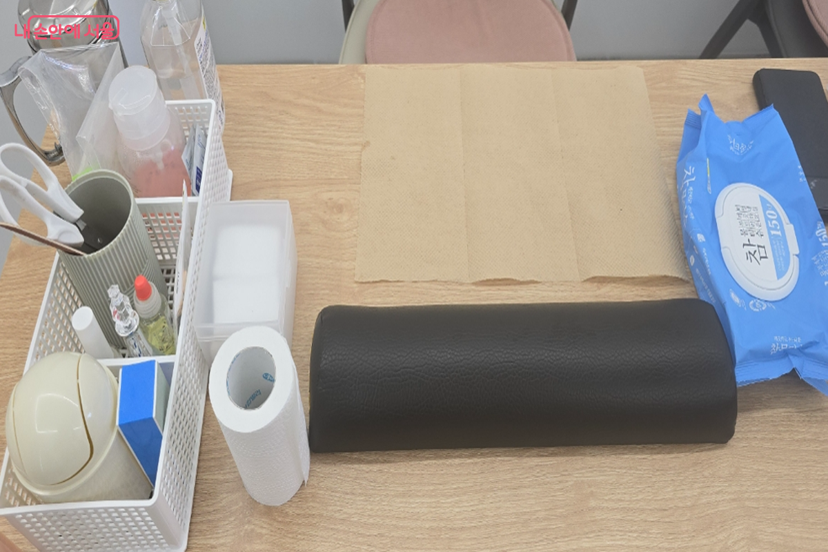 손톱 관리 활동은 의료 행위, 미용 시술이 아닌 주민 편의 생활 서비스 지원이다. &copy;최윤정