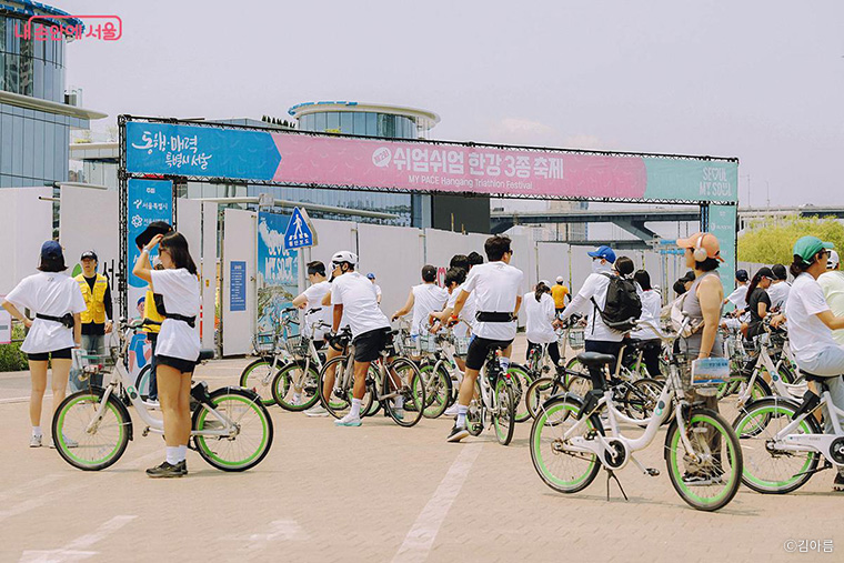 서울시 공공자전거 &lsquo;따릉이&rsquo;를 이용해 참여할 수 있다. 