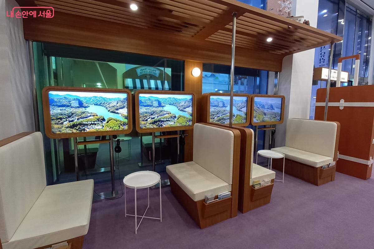 기차 여행의 로망을 실현하는 공간 &copy;박유진