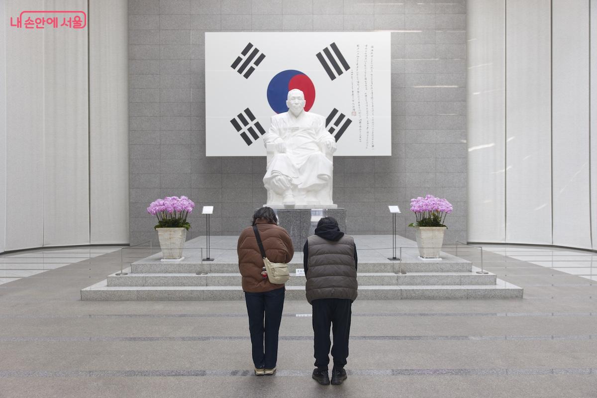 효창공원 내에는 백범김구기념관이 있어 꼭 관람하기를 추천한다. &copy;서지희