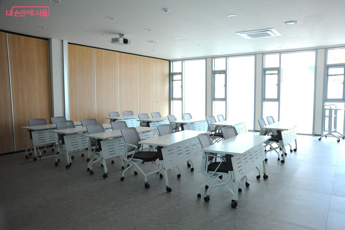  연수 시설의 세미나실2(나눔홀) &copy;조수봉