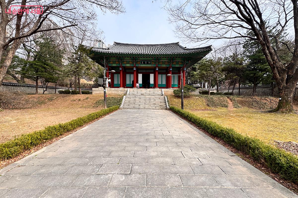 오늘날 의절사는 단순한 추모 공간을 넘어, 학생과 시민들을 위한 역사 교육의 현장으로 자리 잡고 있다. &copy;전미애