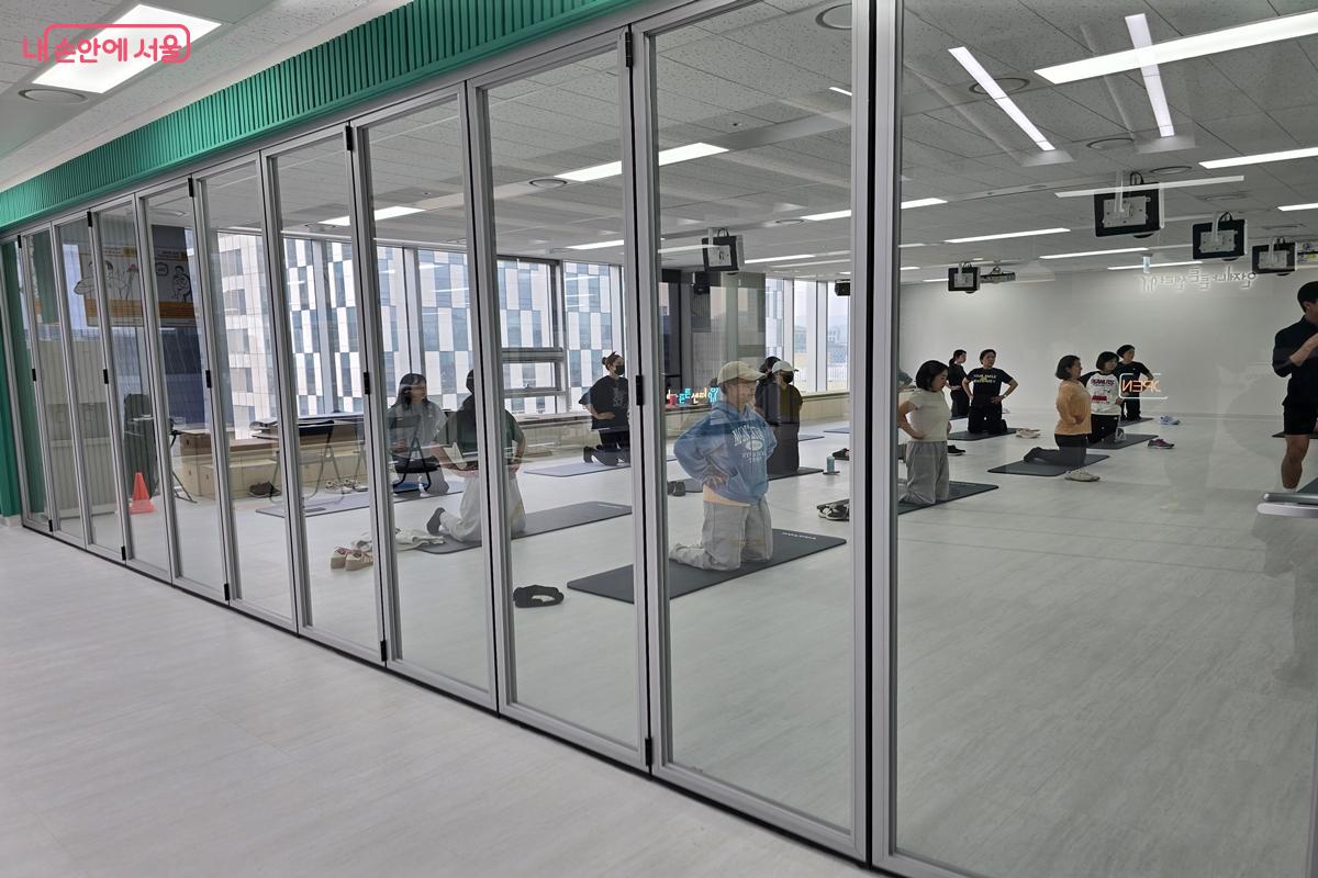 개인별 상태에 맞는 프로그램에 참여하게 된다. &copy;강사랑