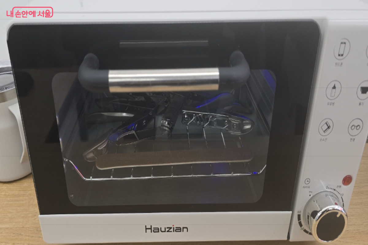 모두가 공유하되 위생은 소독으로 철저하게! &copy;최윤정