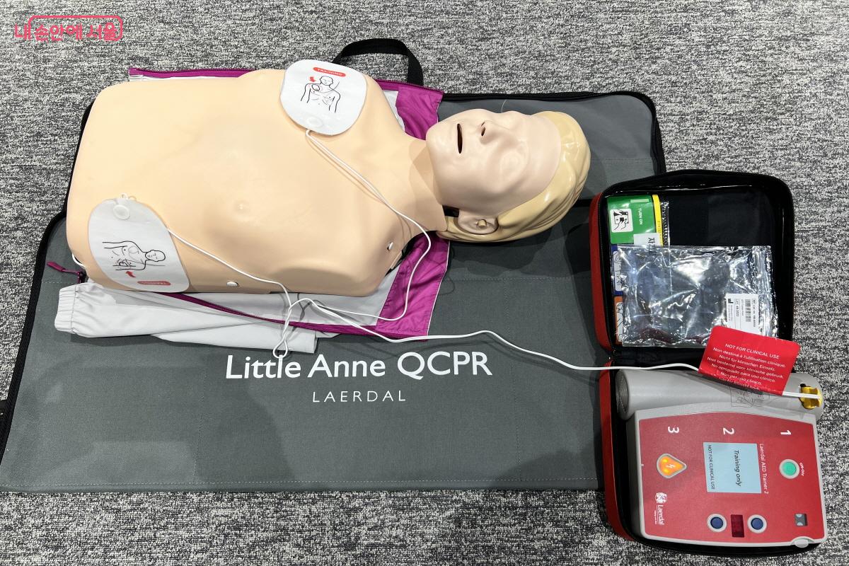 장비 패키지 안에 들어있는 패치 붙이는 위치. ⓒ박지영