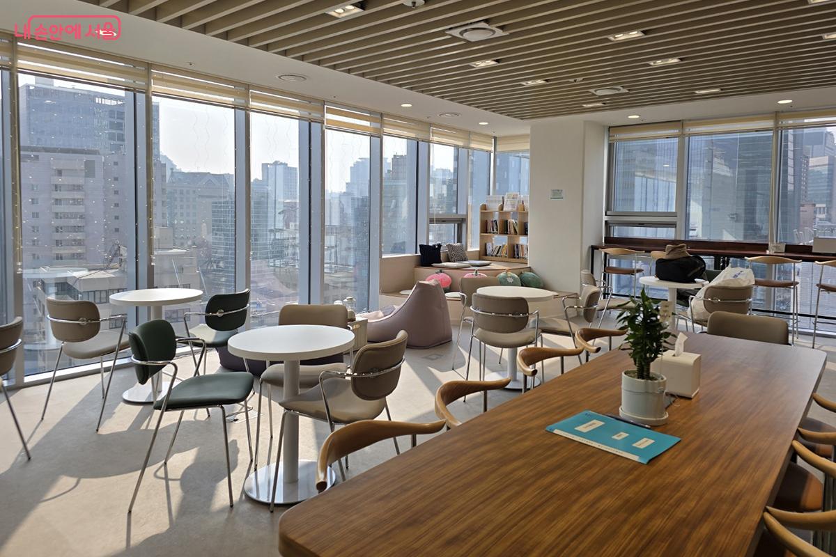 중구1인가구지원센터 공유 라운지 공간 &copy;박진영