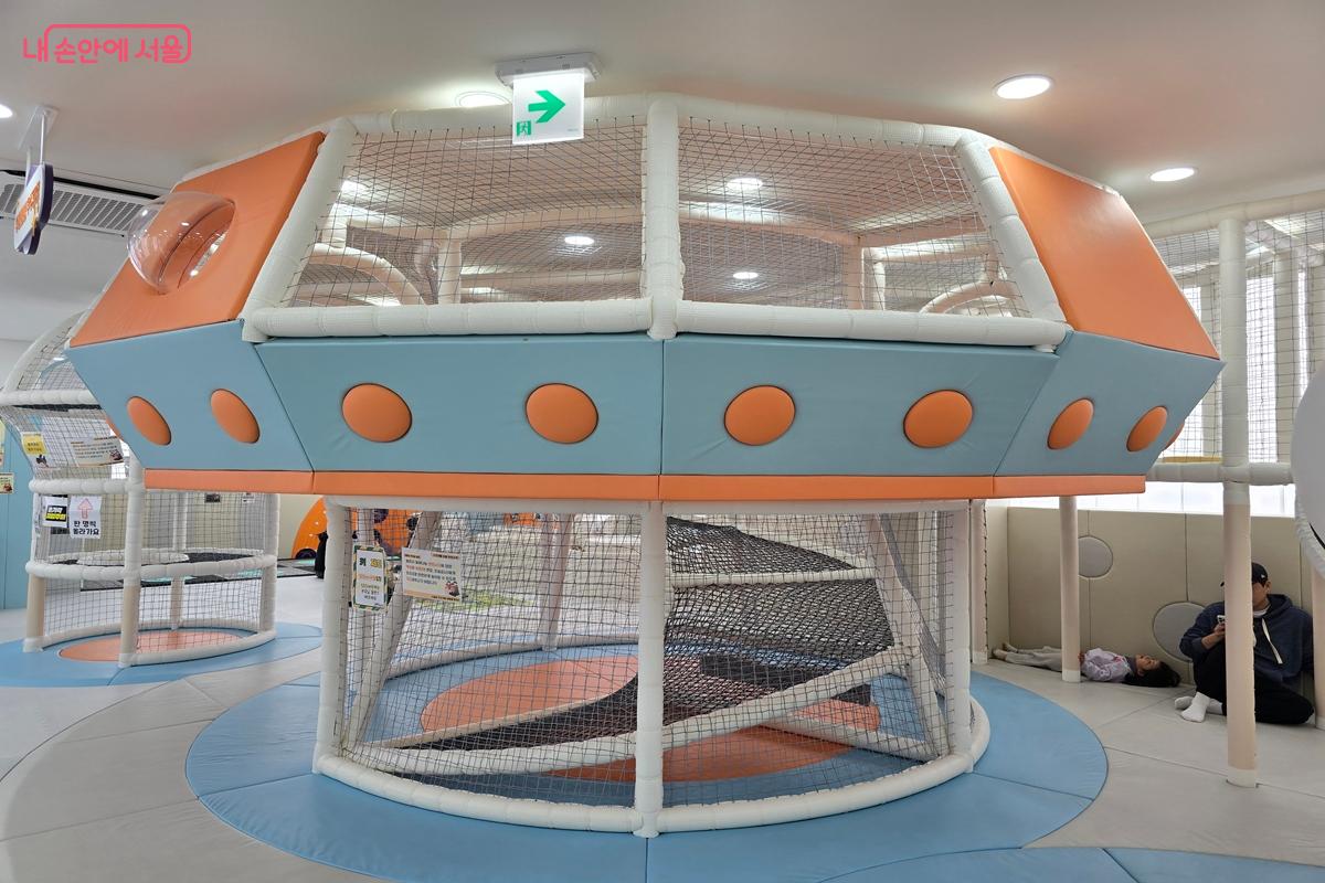 다양한 요소가 하나로 연결돼 있는 것이 특징이다. &copy;강사랑