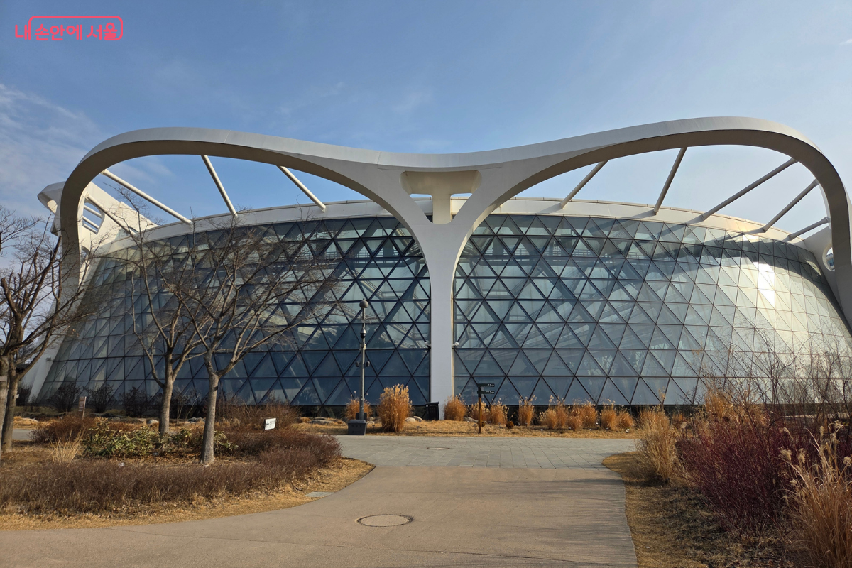서울식물원 온실관 외관 모습 © 김승아
