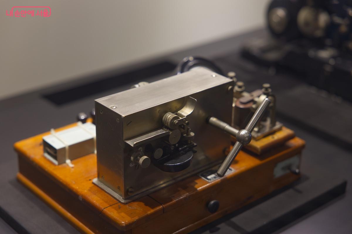 전신주, 전보기 등 희귀한 전시품도 만날 수 있다