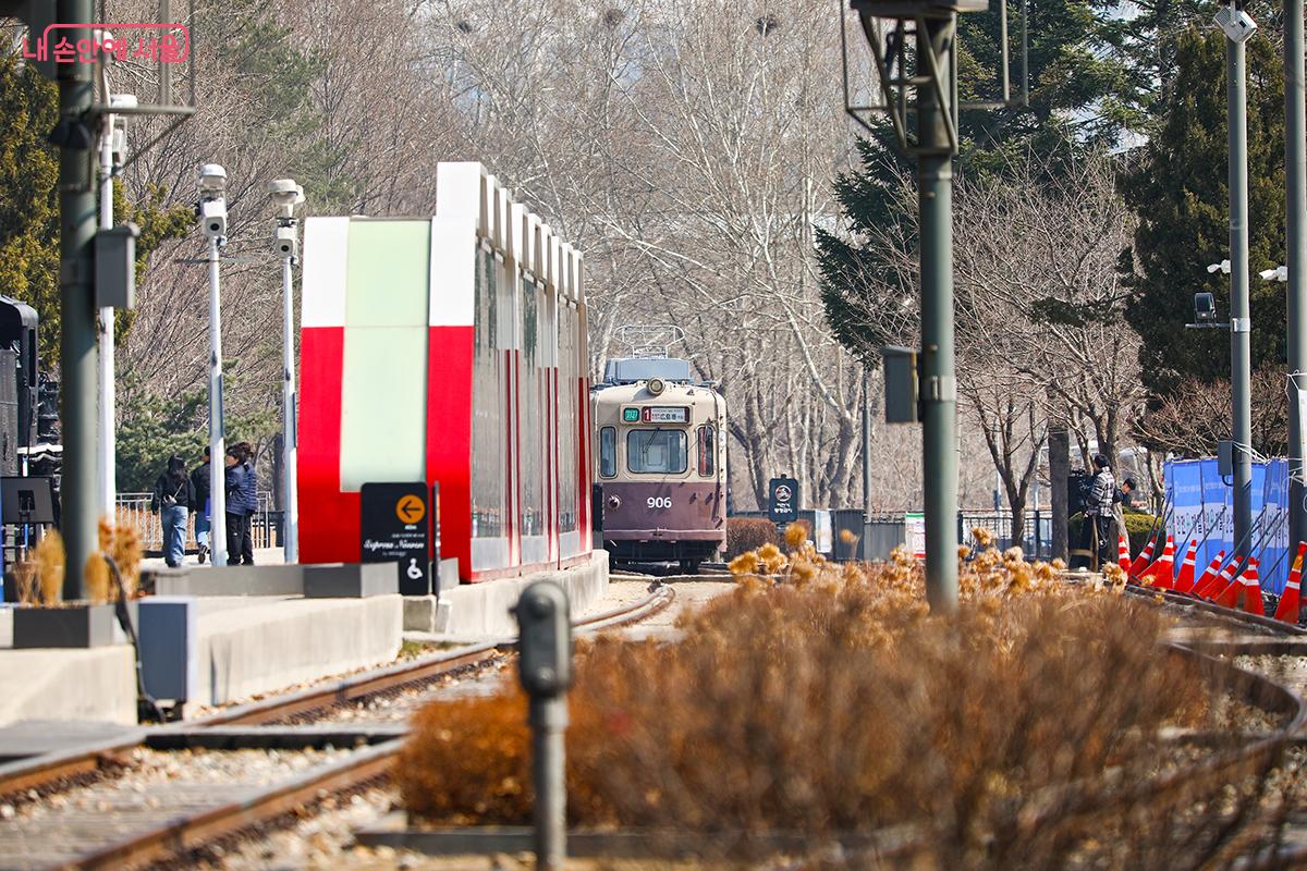 봄 산책이 즐거워지는 화랑대 철도공원의 풍경 &copy;김주연