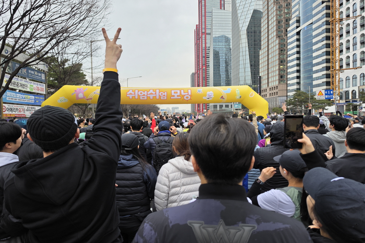 여의도 한복판, 차 대신 시민이 달렸다! '쉬엄쉬엄 모닝'으로 활력 충전