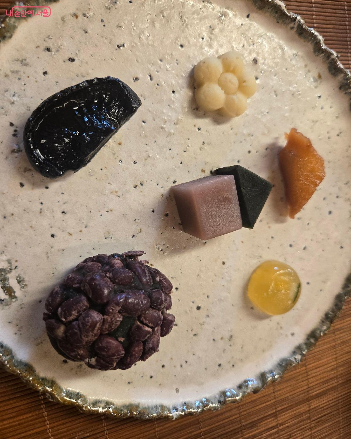 차 맡김차림 체험 사진, 다식 ⓒ권기윤