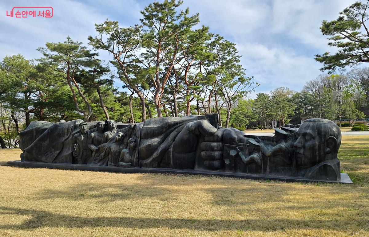 '자유의 투사' 청동 조형물 ©조성희