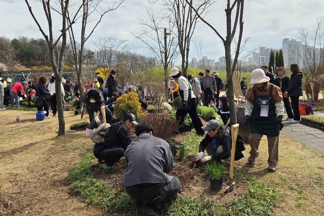 꿈을 심어 희망을 피우다! 식목일 맞아 '꿈의숲, 꿈의정원' 조성했어요