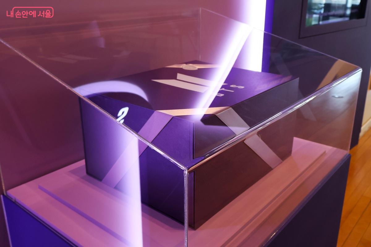 2039년 개봉될  BTS가 기탁한 선물을 담은 보라색 타임캡슐 &copy;김대진