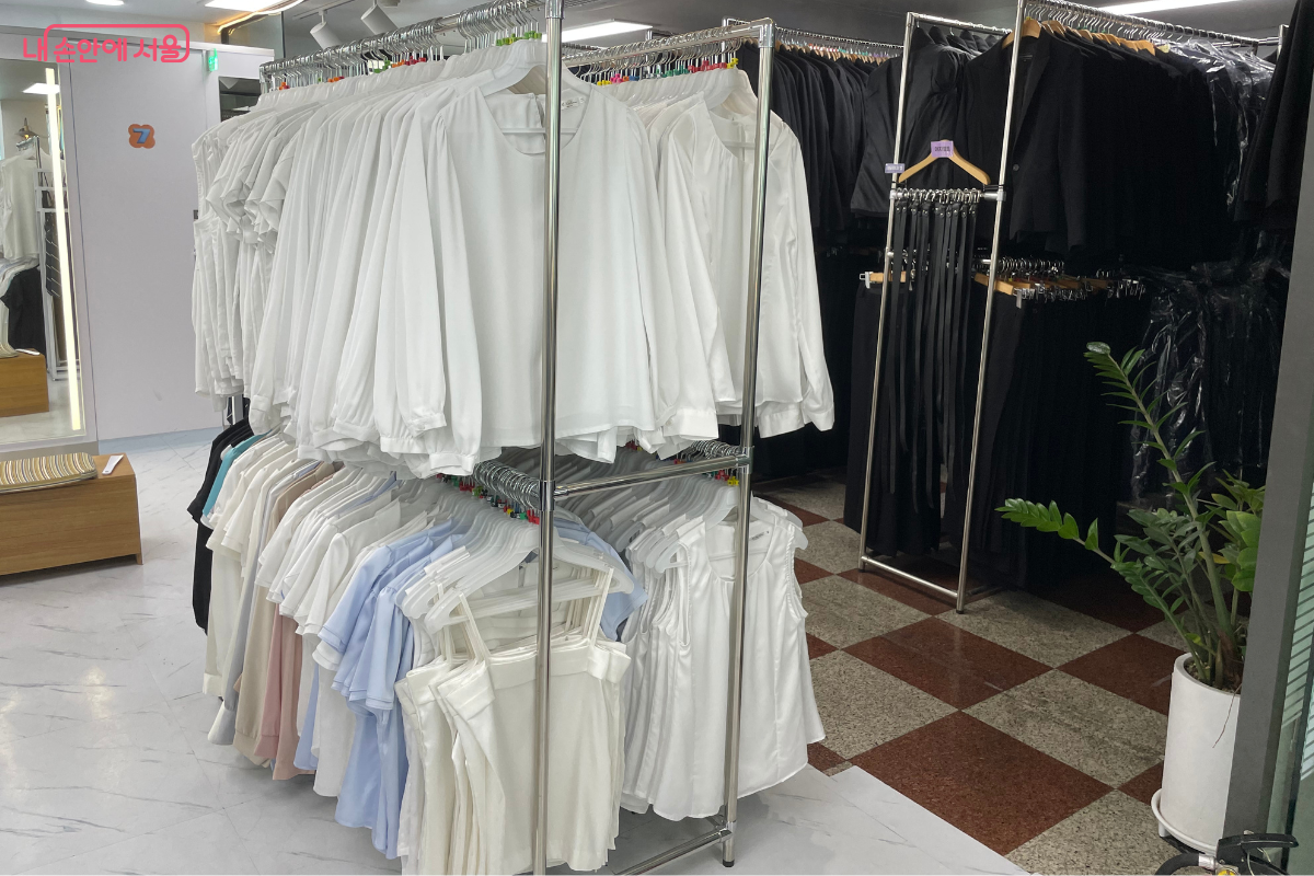 서울시 취업날개 서비스 대여 업체 내부 &copy;이서윤