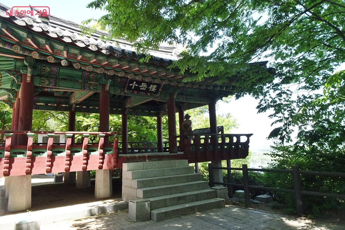 정선이 한강을 바라보며 그림을 그렸던 궁산 소악루 ⓒ김종성 