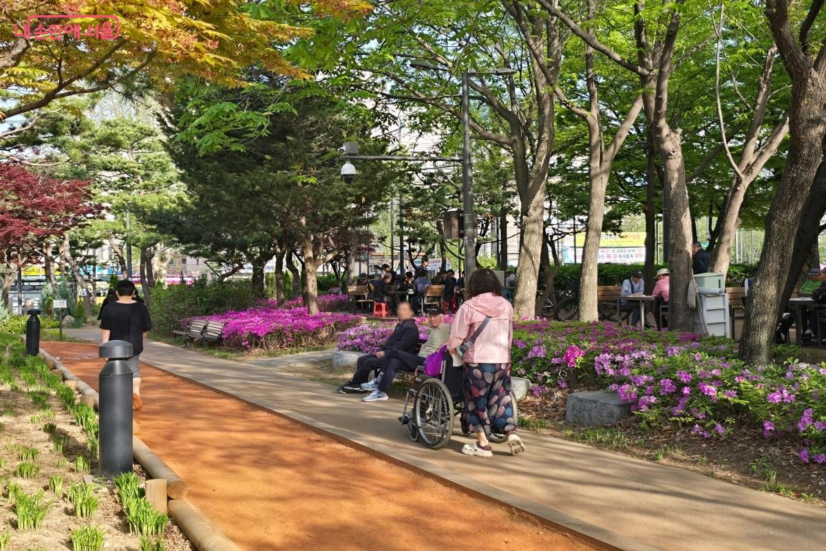생태와 치유를 품은 장안근린공원 &copy;강사랑