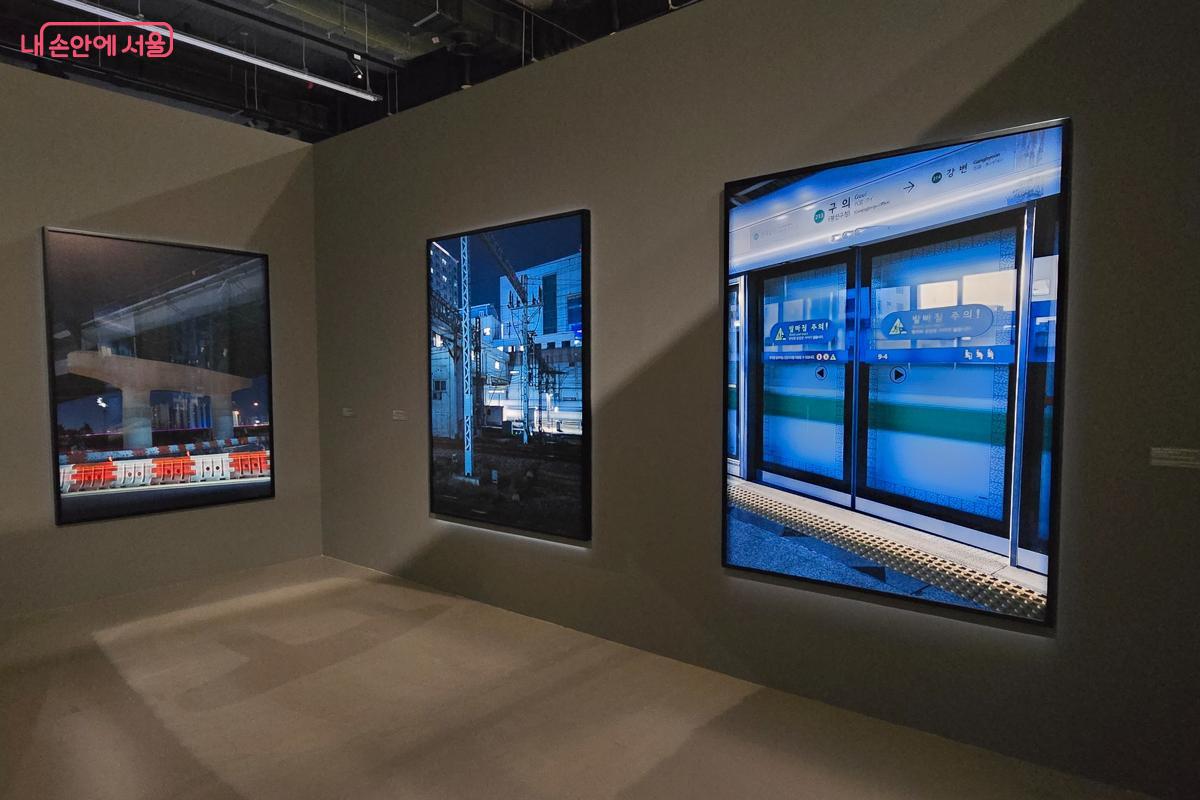 신희수는 직접 건설현장에서 노동하며 사진을 찍는 작가이다. &copy;강사랑