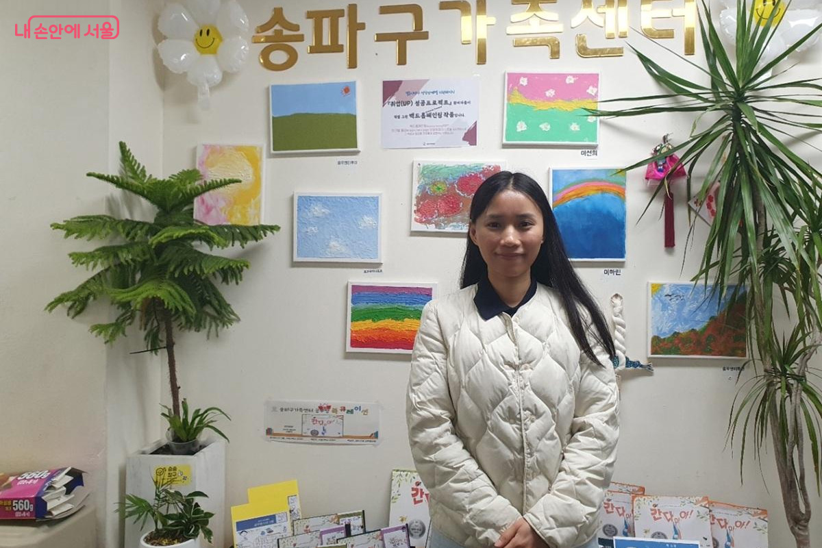 아이와의 소통법을 기대한다는 베트남에서 온 응왠티타오로안 씨 &copy;엄윤주