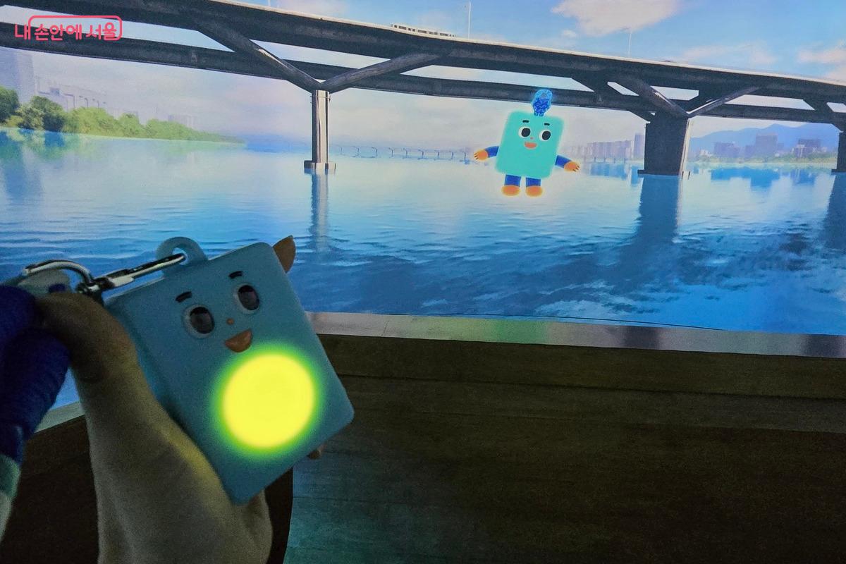 황포돛배를 타고 조선 시대 한양으로 시간 여행을 떠나는 콘셉트로 박물관을 즐길 수 있다. ⓒ김은주