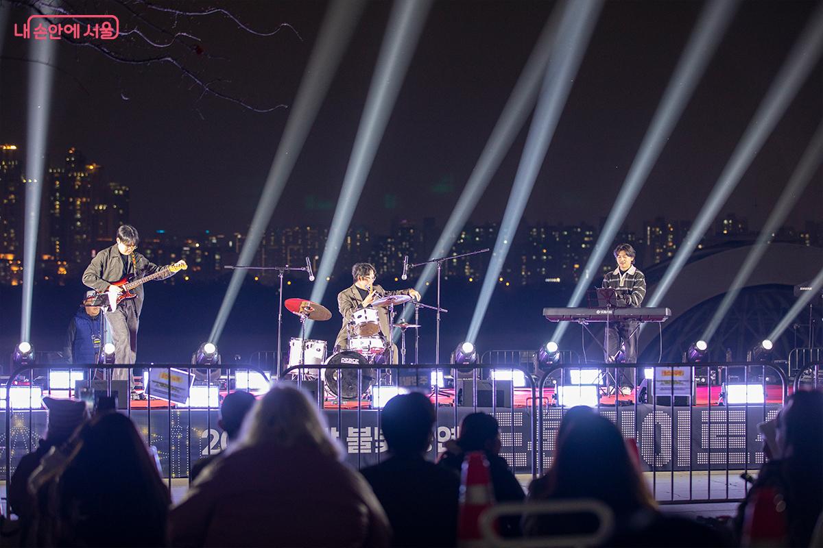 축제를 알리는 1부 무대 공연 ©장신자